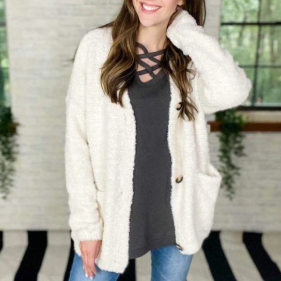 Women's Sweater CREAM OF THE CROP CARDIGAN NWT - Picture 2 of 5